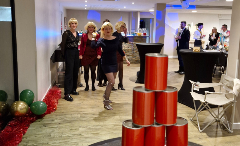 Arbre de Noël entreprise olympiades Vannes traiteur dj